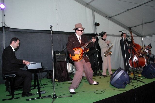 min 2008 05 04 retro rhythm 301